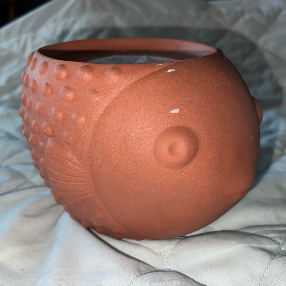 Bath and Body Works Puffer Fish 3 Wick Candle Holder Pedestal Terra Cotta